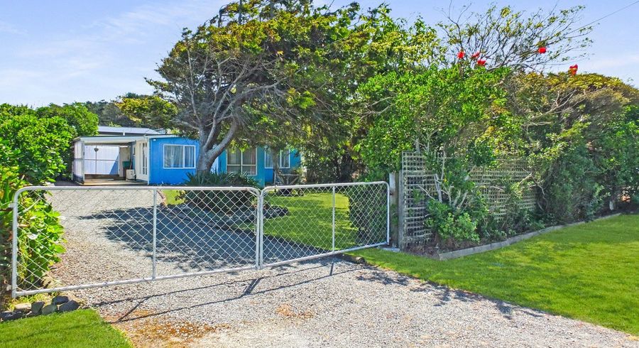  at 41 Edinburgh Terrace, Foxton Beach, Foxton
