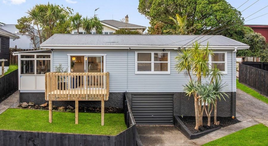  at 6 Kingsway Avenue, Sandringham, Auckland City, Auckland