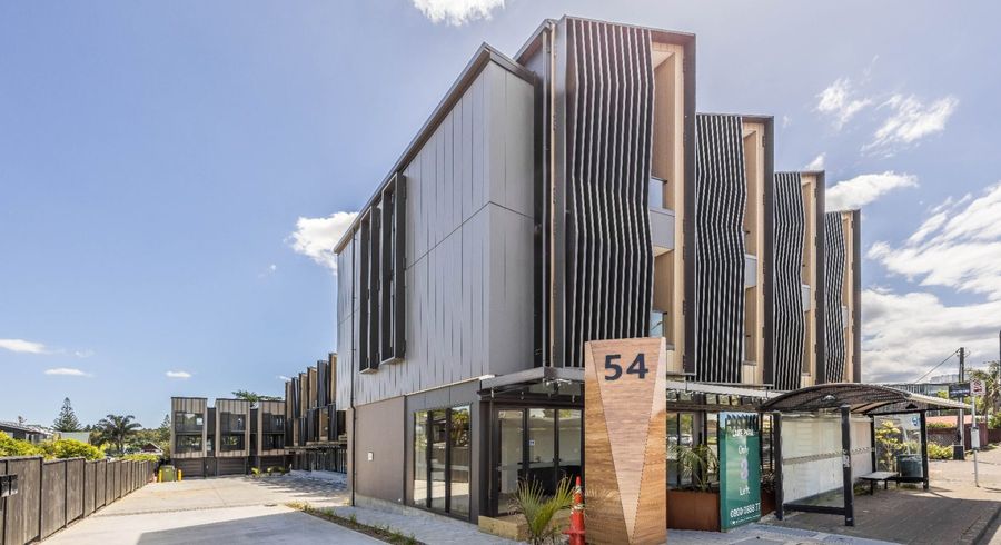  at 4/54 Taharoto Rd , Takapuna, North Shore City, Auckland