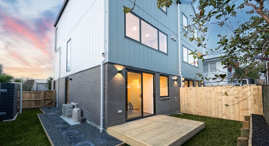  at 4202E Great North Road, Glendene, Waitakere City, Auckland