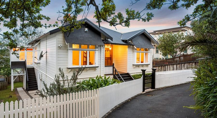  at 86 Ladies Mile, Remuera, Auckland City, Auckland