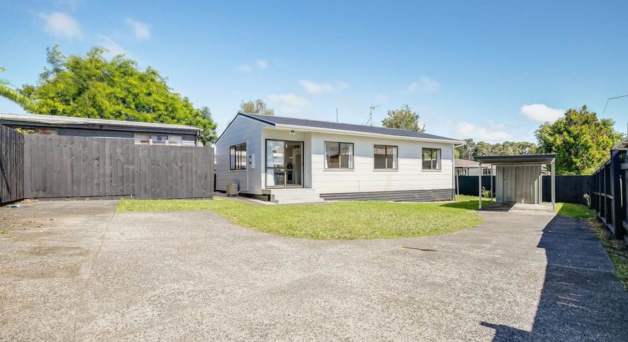  at 2/12 Olive Crescent, Papatoetoe, Auckland