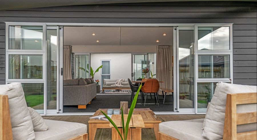  at 10 Monaco Grove, Fitzherbert, Palmerston North, Manawatu / Whanganui