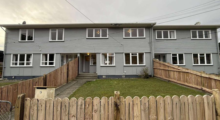  at 9 Wainhouse Street, Stokes Valley, Lower Hutt, Wellington