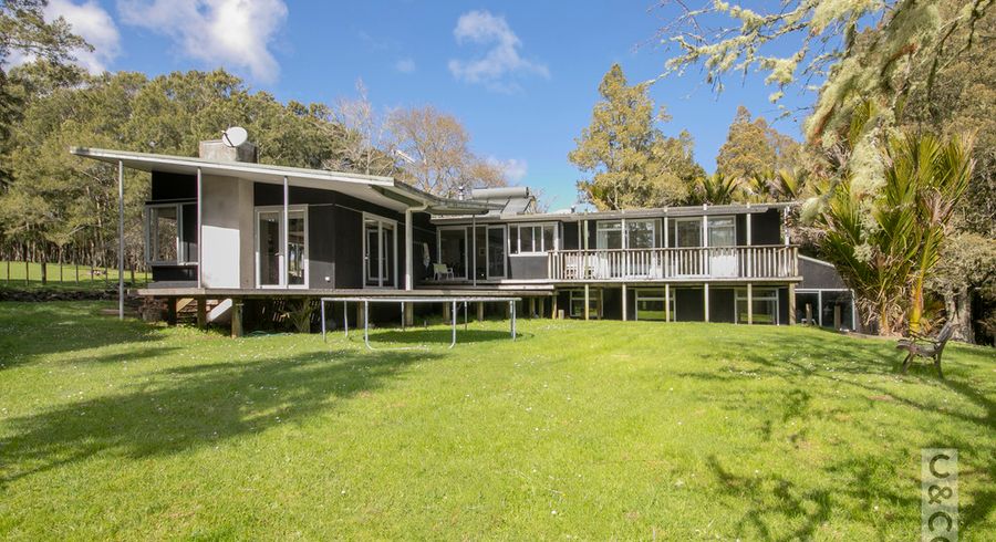 at 353 Taylor Road, Waimauku