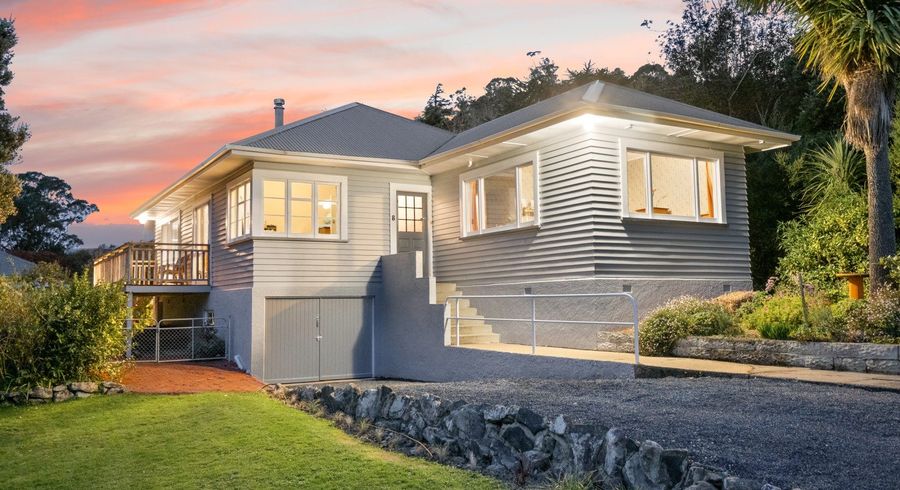 at 8 Rosehill Road, Macandrew Bay, Dunedin, Otago