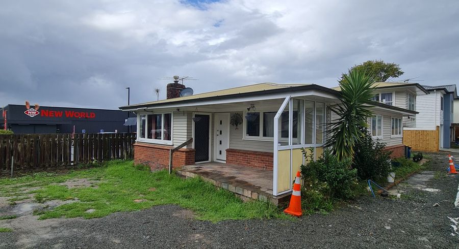  at 72 Godley road, Green Bay, Waitakere City, Auckland