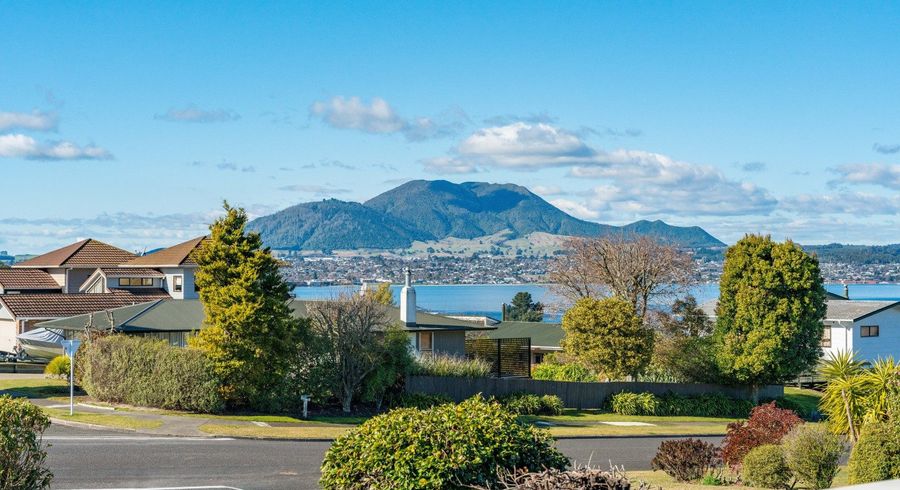  at 4 Silich Street, Acacia Bay, Taupo