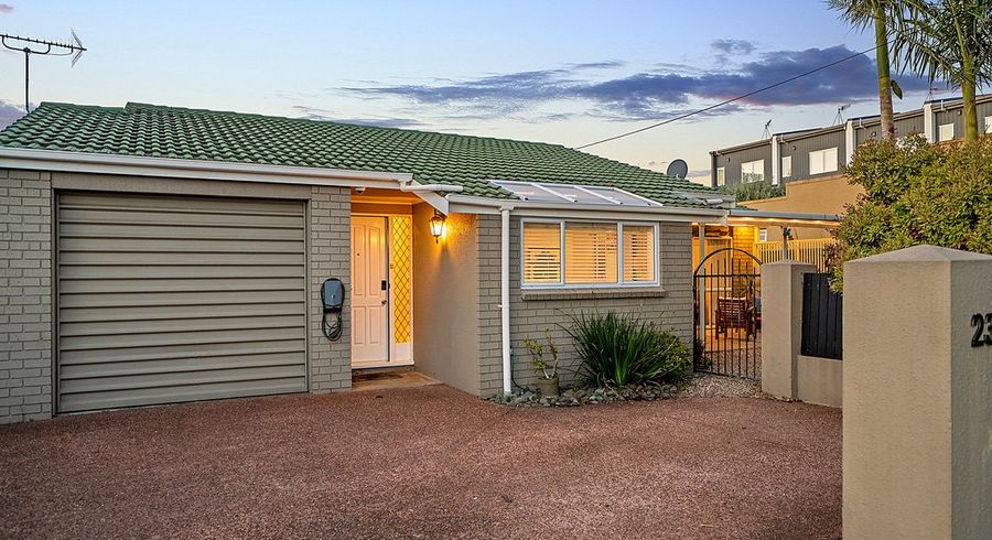  at 2/23 Lomond Street, Takapuna, North Shore City, Auckland