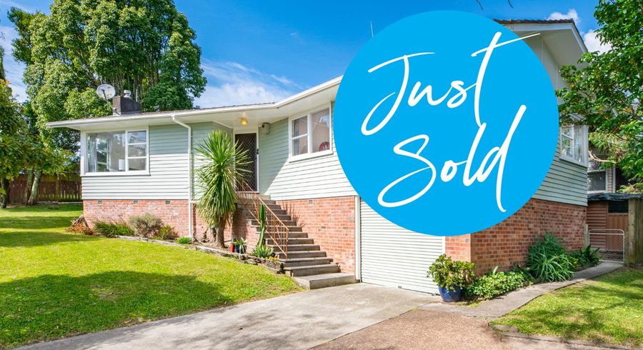  at 2 Ashbourne Place, Glendene, Auckland