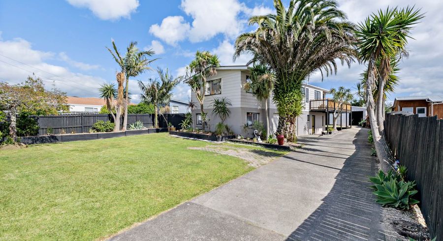  at 96 Second View Avenue, Beachlands, Auckland