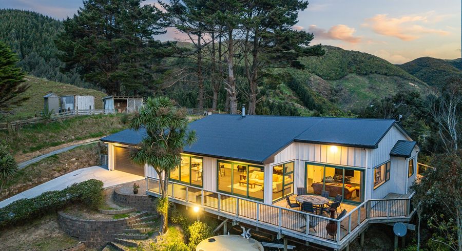  at 1142 Paekakariki Hill Road, Porirua