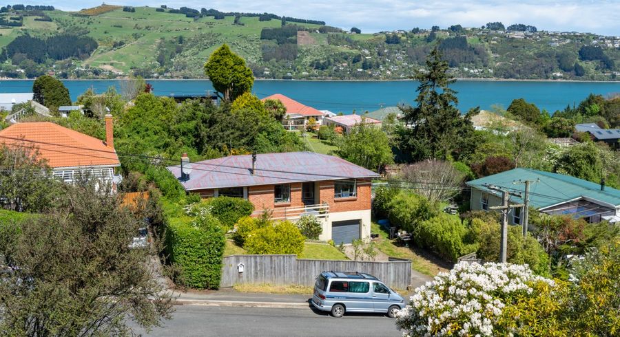  at 46 Ellesmere Street, Ravensbourne, Dunedin