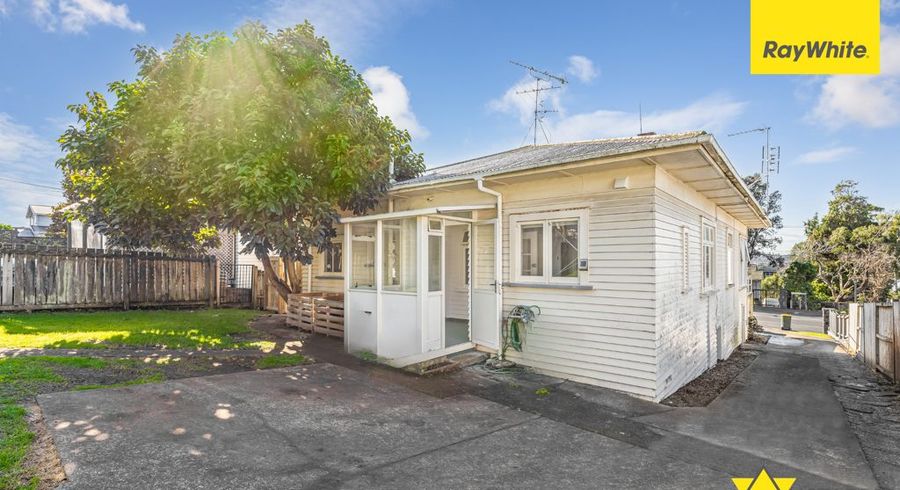  at 2/123 Mount Albert Road, Mount Albert, Auckland City, Auckland