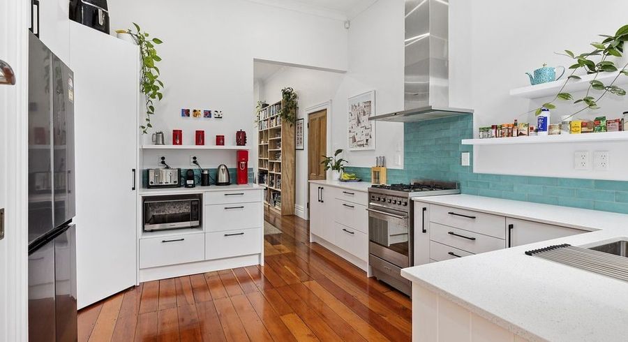  at 17 Myrtle Cres, Mount Cook, Wellington, Wellington