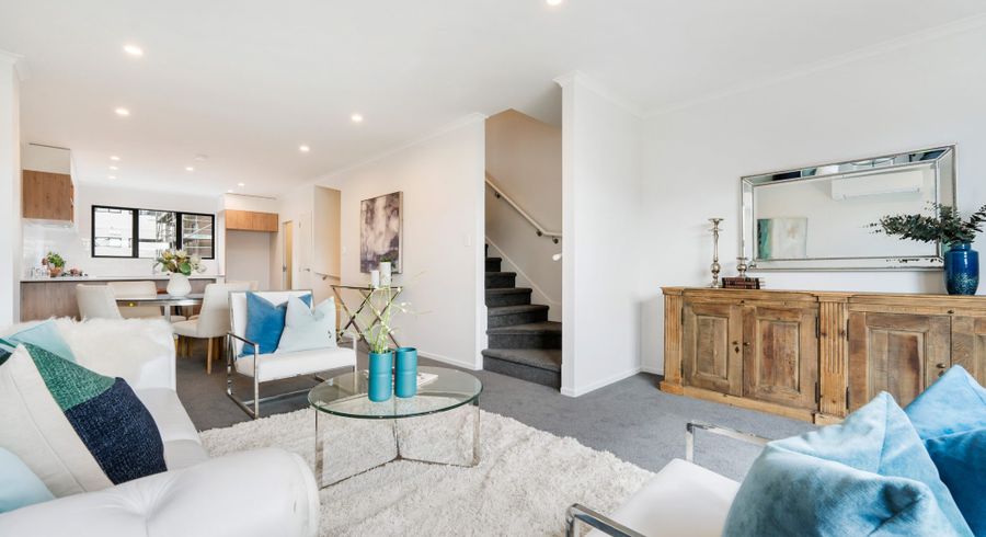  at 37 Henry Maxwell Way, Flat Bush, Manukau City, Auckland