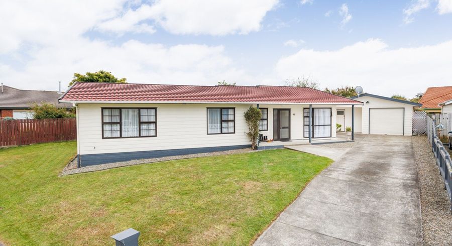  at 46 Chatsworth Place, Highbury, Palmerston North