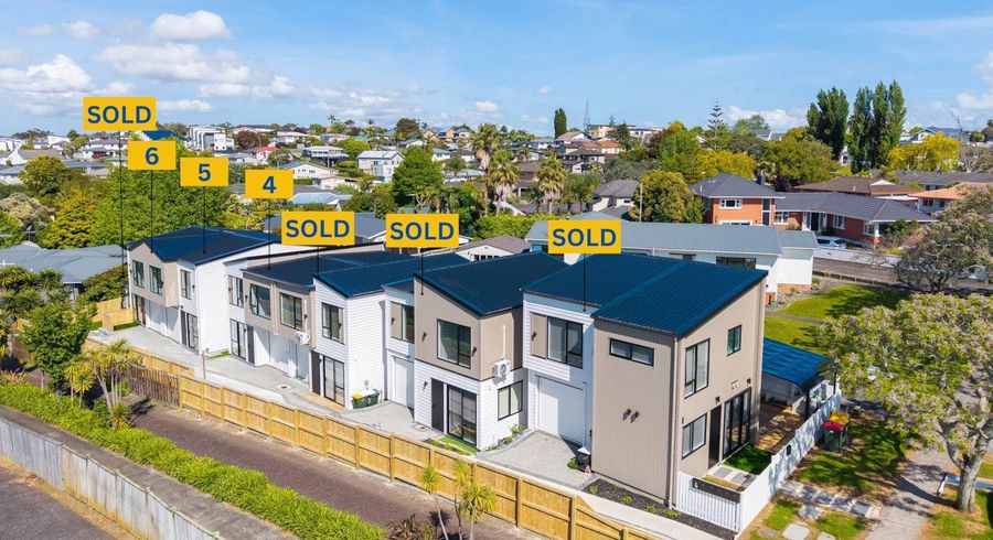  at 4/59 Howe Street, Howick, Manukau City, Auckland