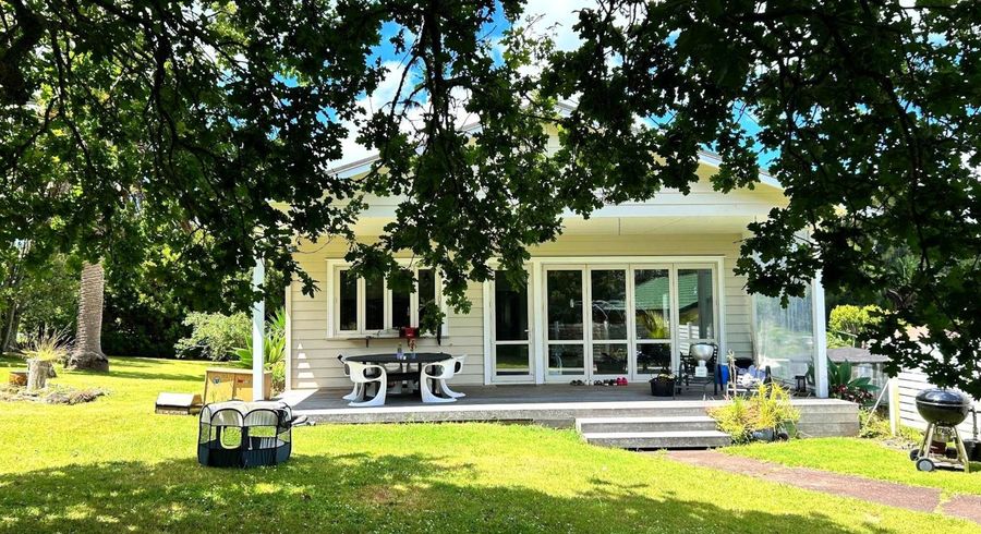  at 324 Taupaki Road, Henderson