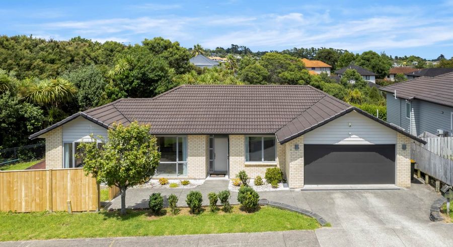  at 5 Northbrook Close, Greenhithe, Auckland