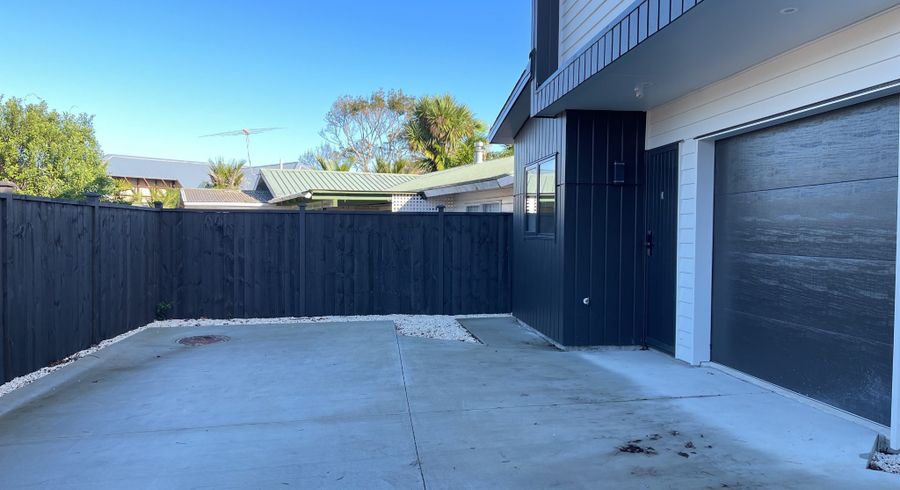  at 2D Pinero Place, Bucklands Beach, Manukau City, Auckland