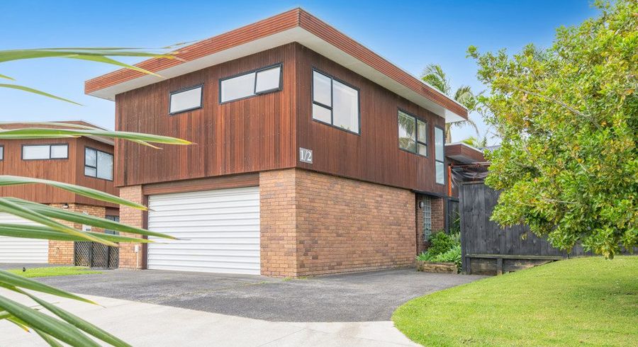  at 1/2 Carl Place, Unsworth Heights, North Shore City, Auckland
