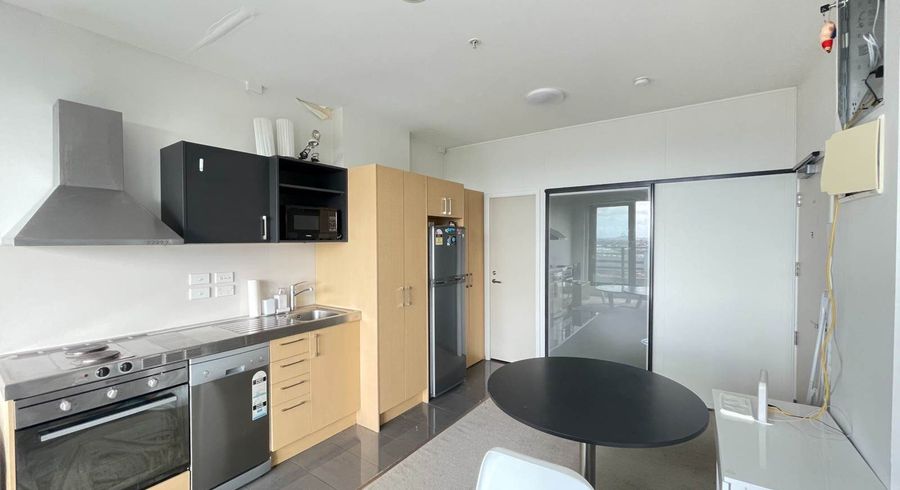  at 804/17 Putney Way, Manukau, Manukau City, Auckland
