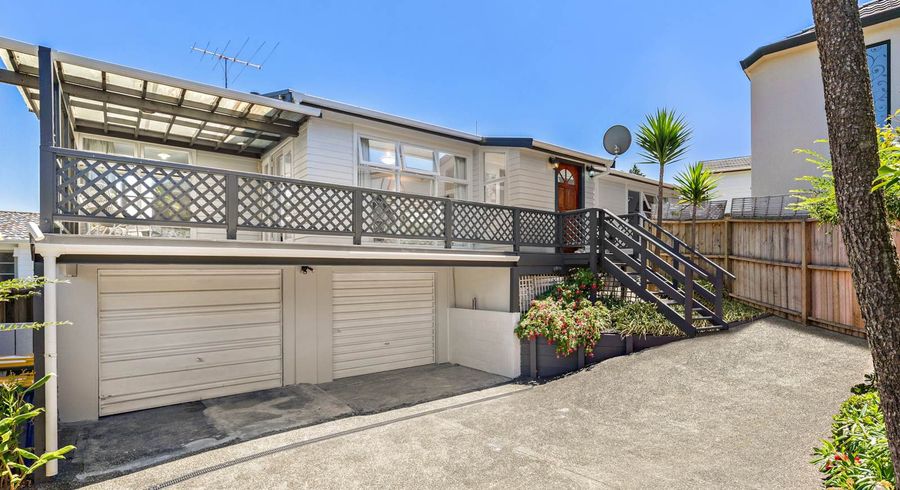  at 3/22 Merton Avenue, Glenfield, Auckland