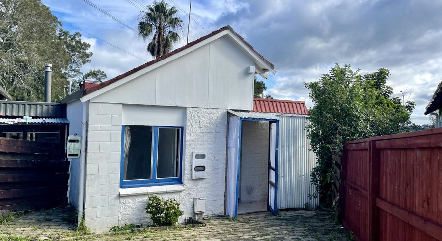  at 6/180 Halsey Drive, Lynfield, Auckland City, Auckland