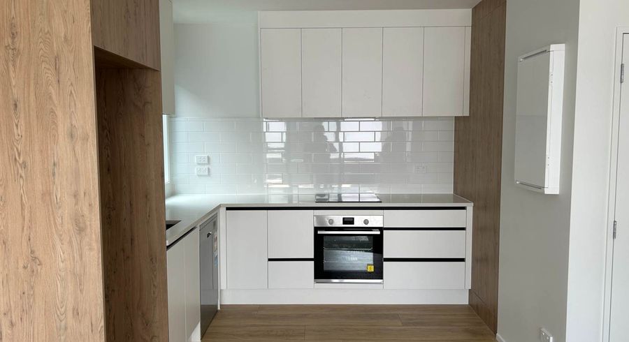  at 6/3 Treasure Lane, Te Atatu South, Waitakere City, Auckland