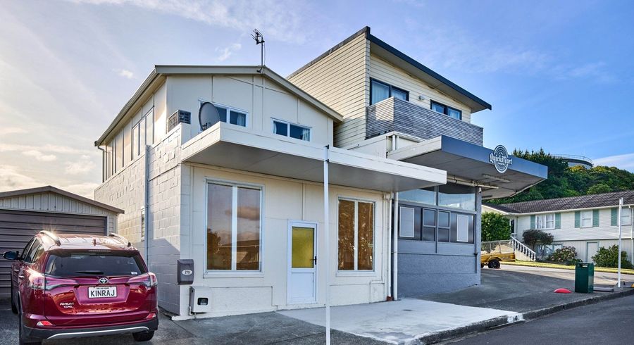  at 279 Dowse Drive, Maungaraki, Lower Hutt, Wellington