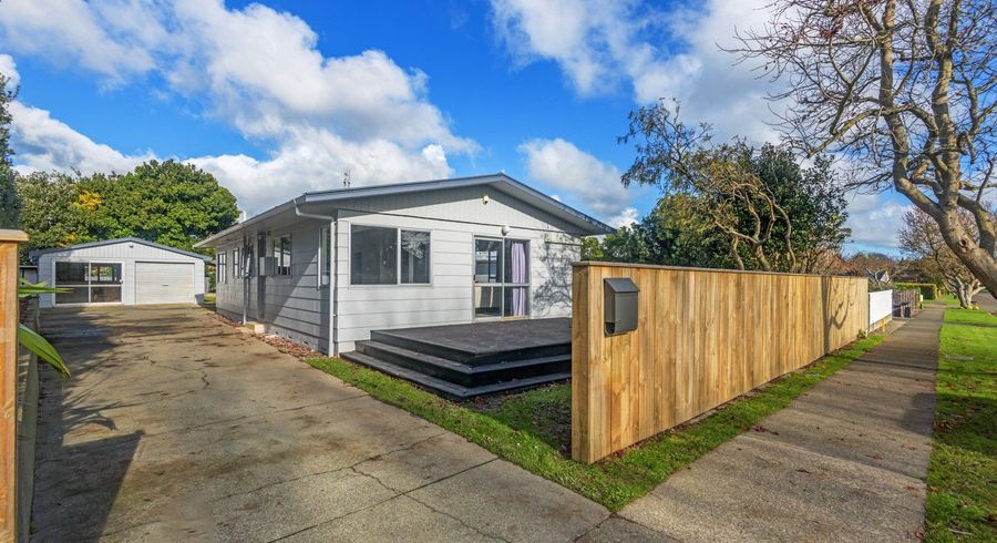  at 15 Racecourse Road, Awapuni, Palmerston North, Manawatu / Whanganui