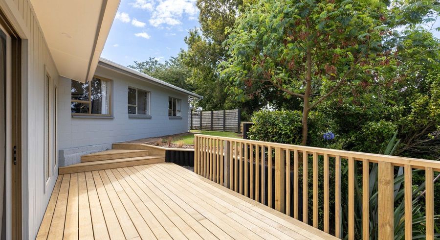  at 9 Fairview Place, Westown, New Plymouth