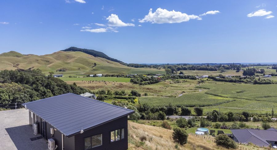  at 129 South Manakau Road, Manakau, Otaki