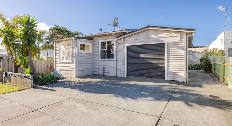  at 9 Pukeko Place, Westshore, Napier, Hawke's Bay