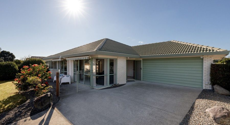  at 160 Pacific View Road, Papamoa, Tauranga, Bay Of Plenty