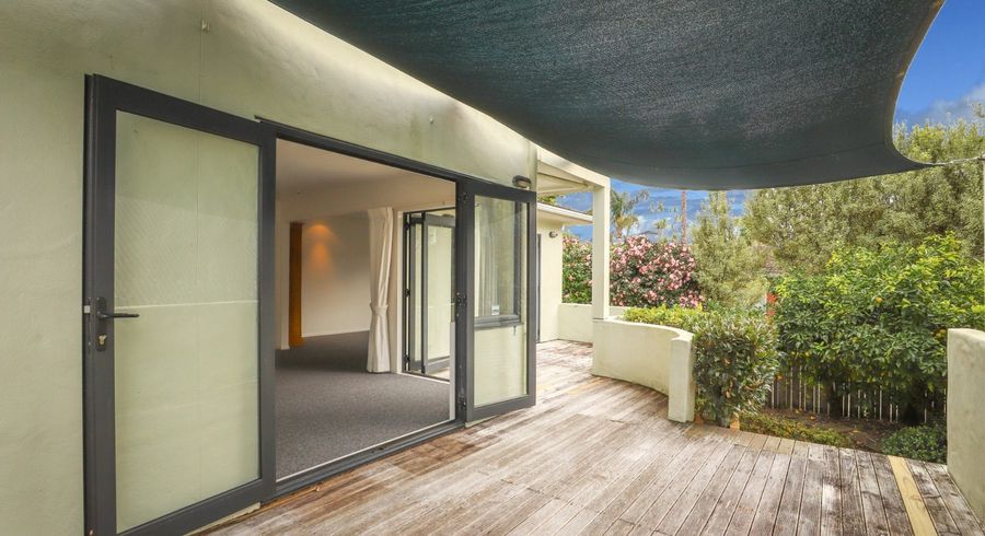  at 2/25 Wright Road, Point Chevalier, Auckland City, Auckland