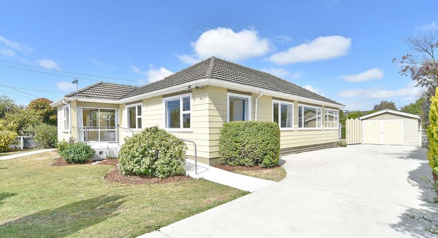  at 17 Bateman Avenue, Bryndwr, Christchurch City, Canterbury