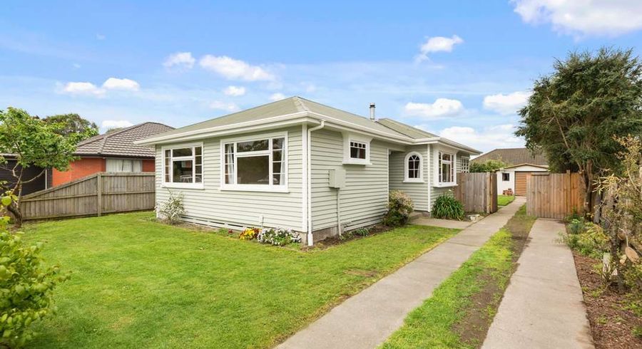  at 14 Goldsmith Place, Waltham, Christchurch City, Canterbury