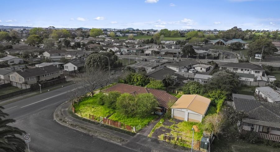  at 2 Tacon Place, Mangere, Manukau City, Auckland
