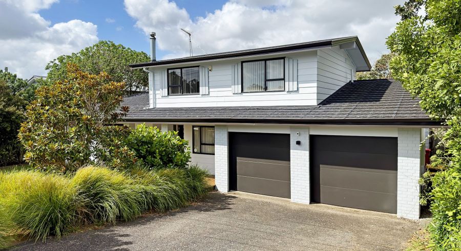  at 16 Onetaunga Road, Chatswood, North Shore City, Auckland