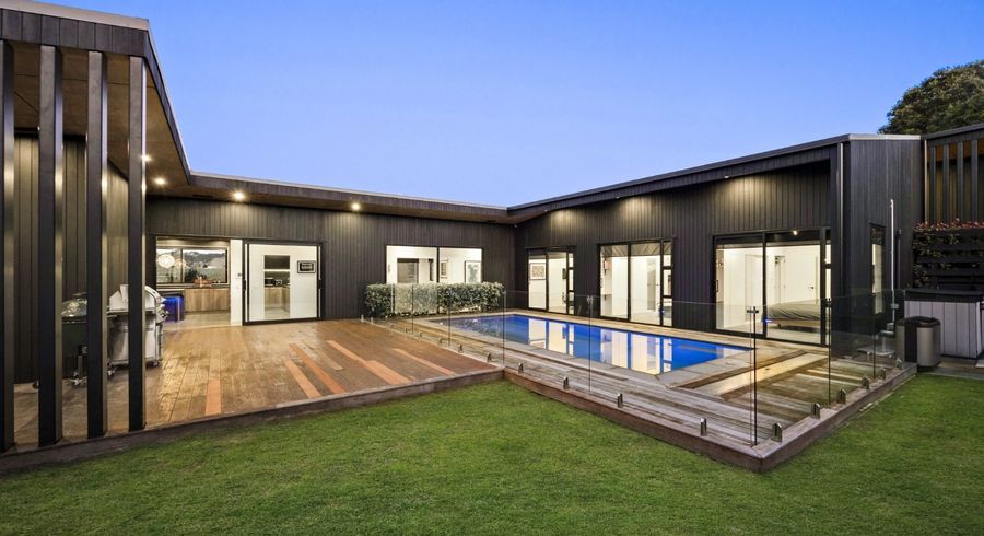  at 27 Brownhill Road, Manurewa