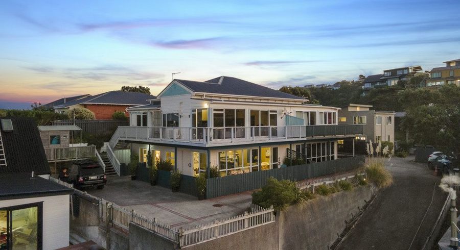  at 4 Pari Tai Way, Houghton Bay, Wellington, Wellington