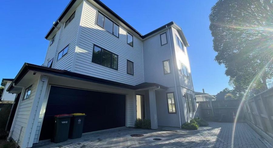 at 421A Bucklands Beach Road, Bucklands Beach, Manukau City, Auckland