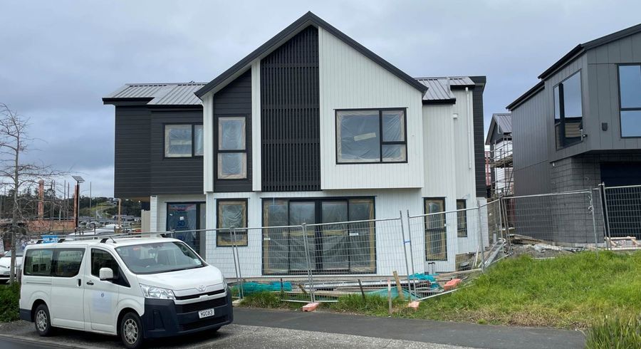  at 102 Te Oneroa Way, Long Bay, North Shore City, Auckland