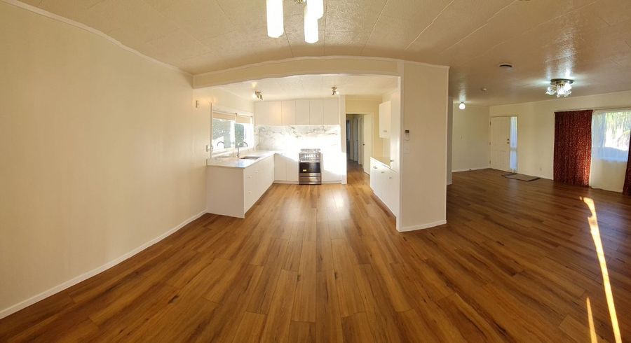  at 28 Cabello Place, Unsworth Heights, North Shore City, Auckland