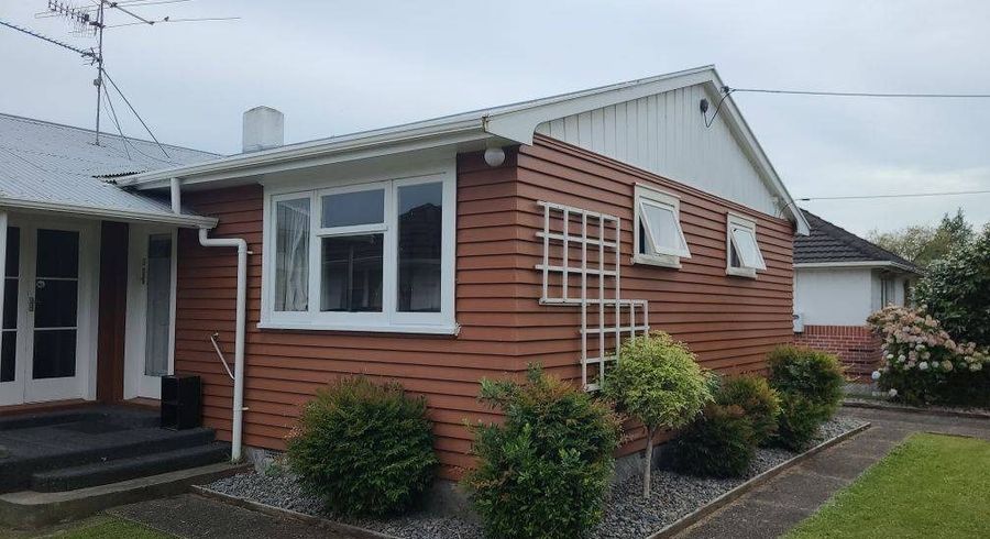  at 8 Hall Grove, Ebdentown, Upper Hutt, Wellington