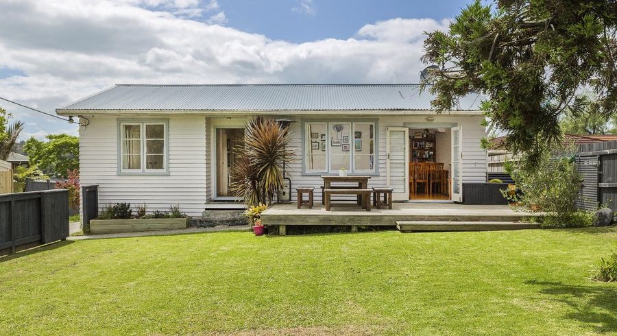  at 47 Salisbury Road, Birkdale, Auckland