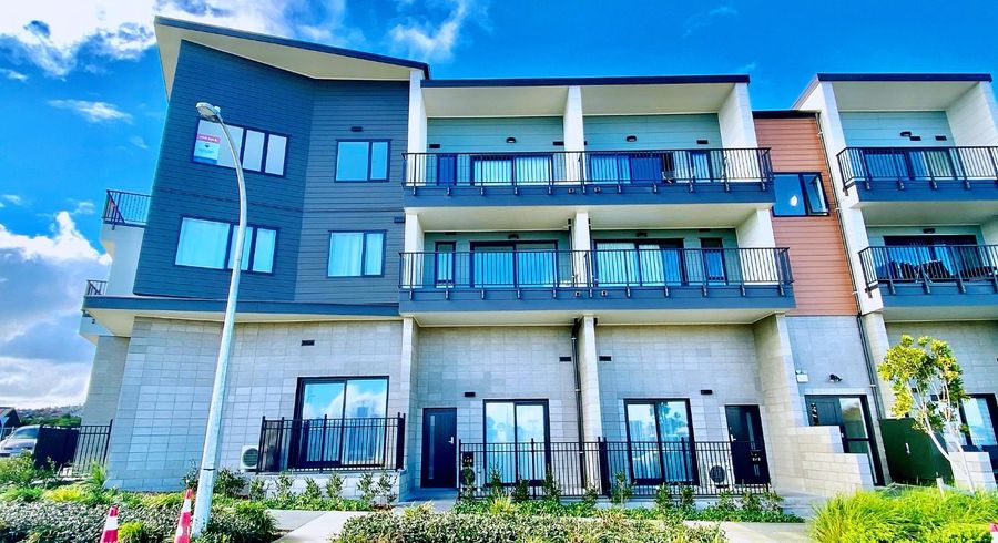  at 3/1 Aperira Lane, Wiri, Manukau City, Auckland