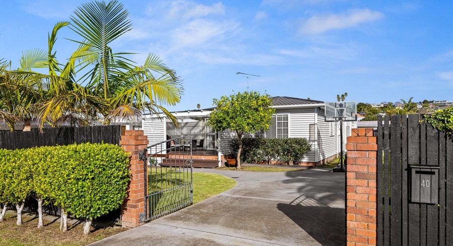  at 40 Walton Street, Red Beach, Whangaparāoa